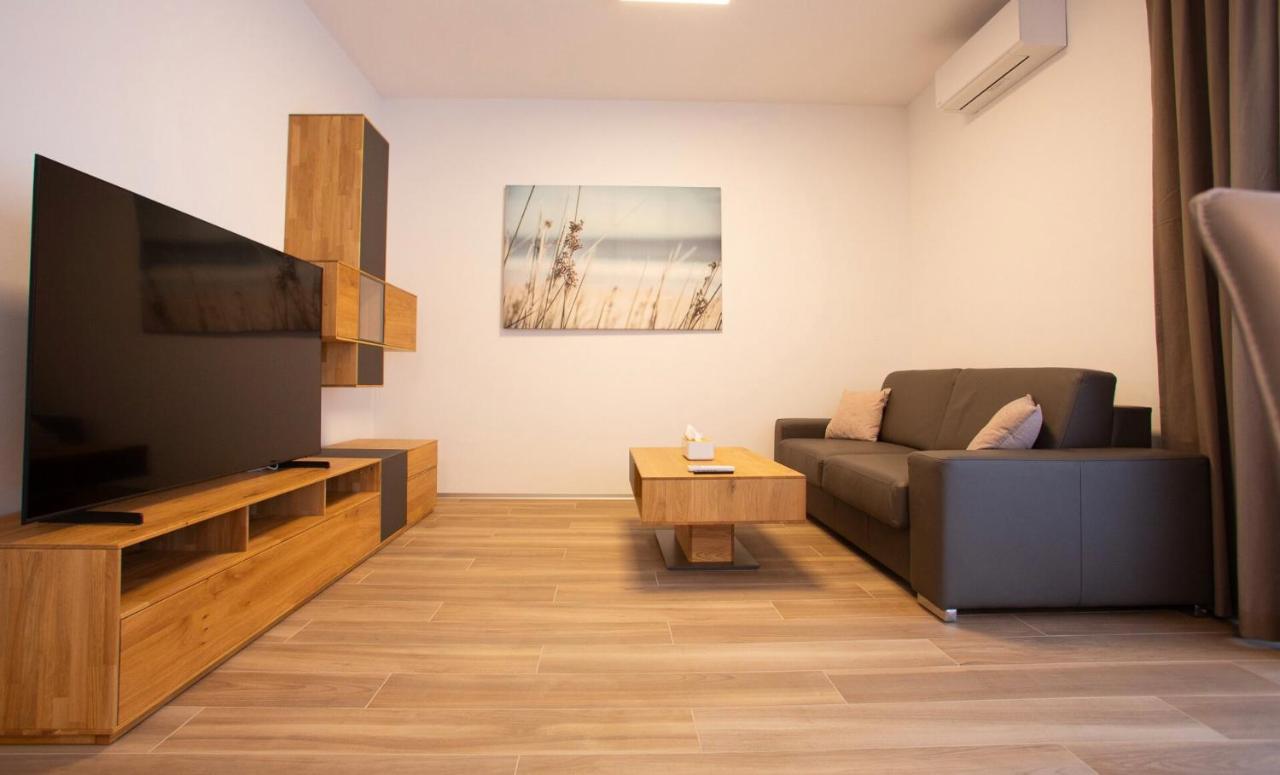 Deluxe Apartment ליבניץ מראה חיצוני תמונה